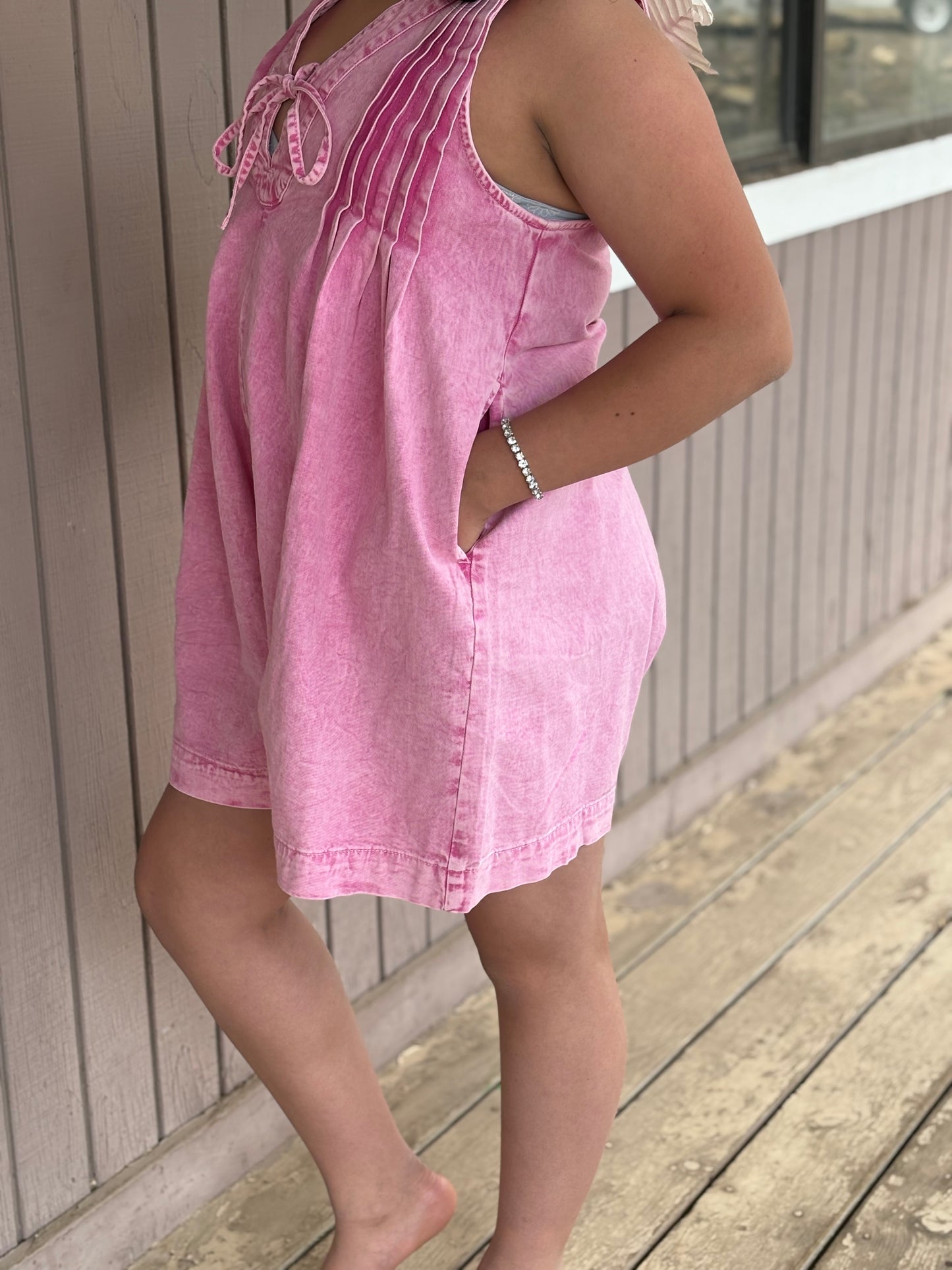 Mineral Wash Sleeveless Knot V Neck Pleated Pink Demin Romper