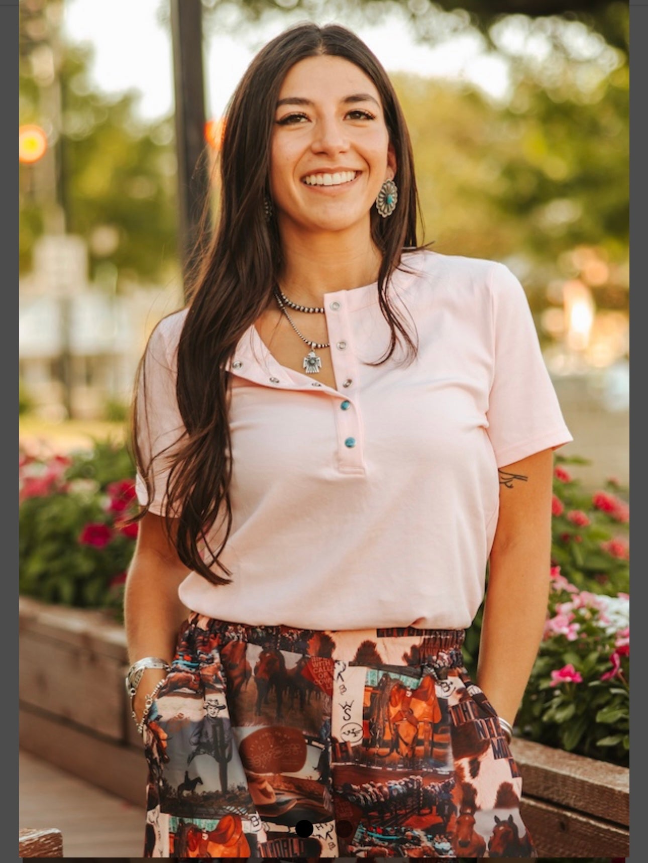 Soft Pink Sleeve Turquoise Snap Bottom Shirt