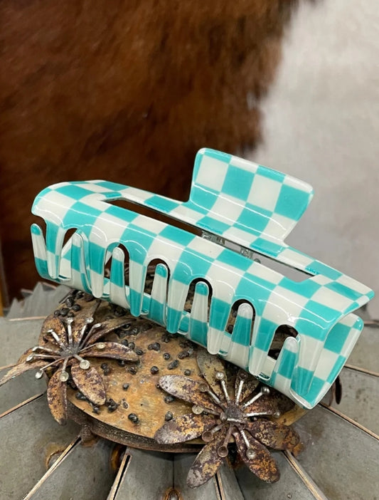 White & Turquoise Checkered Clip